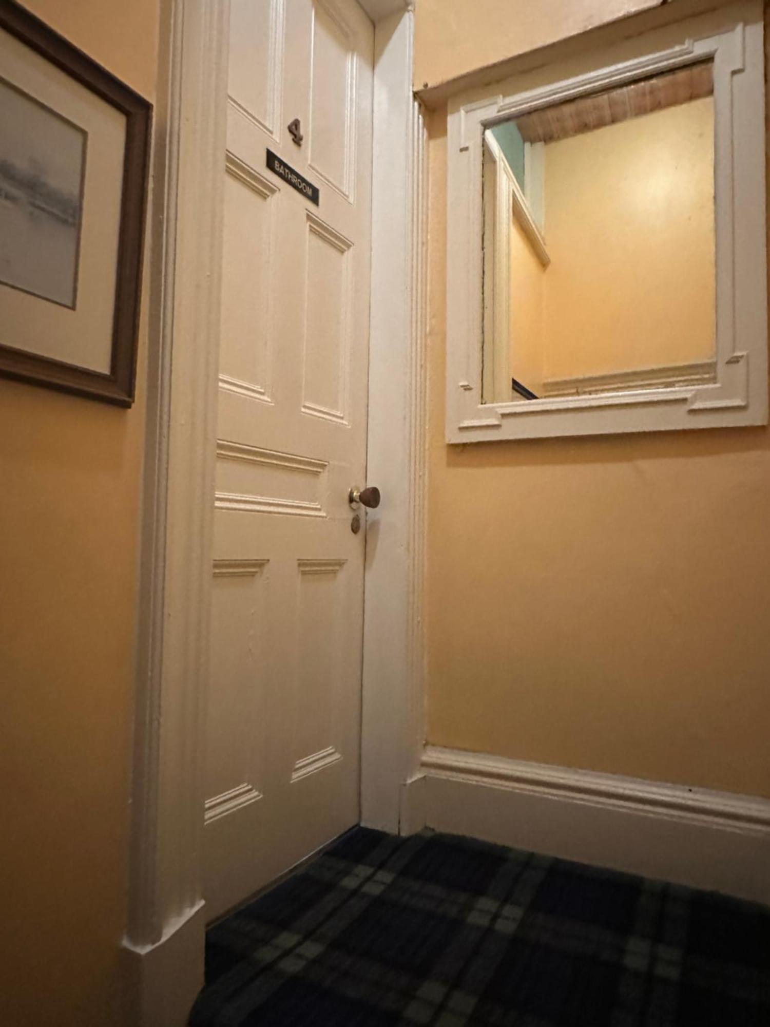 Rosehall Hotel Edinburgh Exterior photo